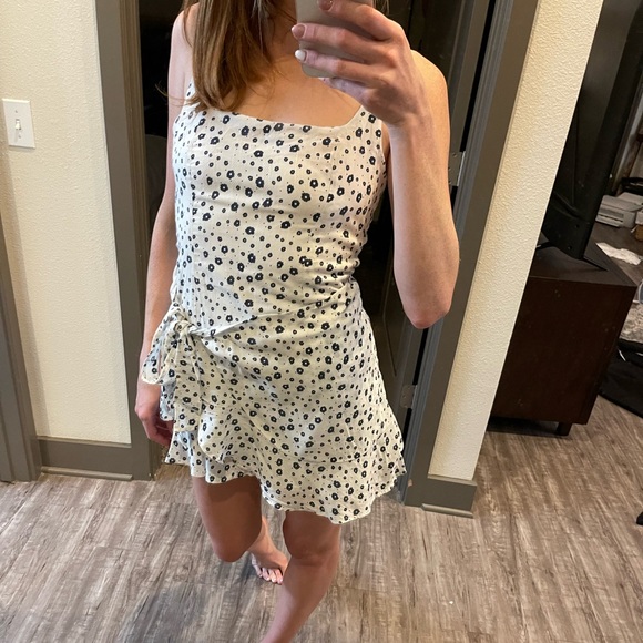 Princess Polly Dainty Floral Dress - Navy & White - Picture 2 of 8